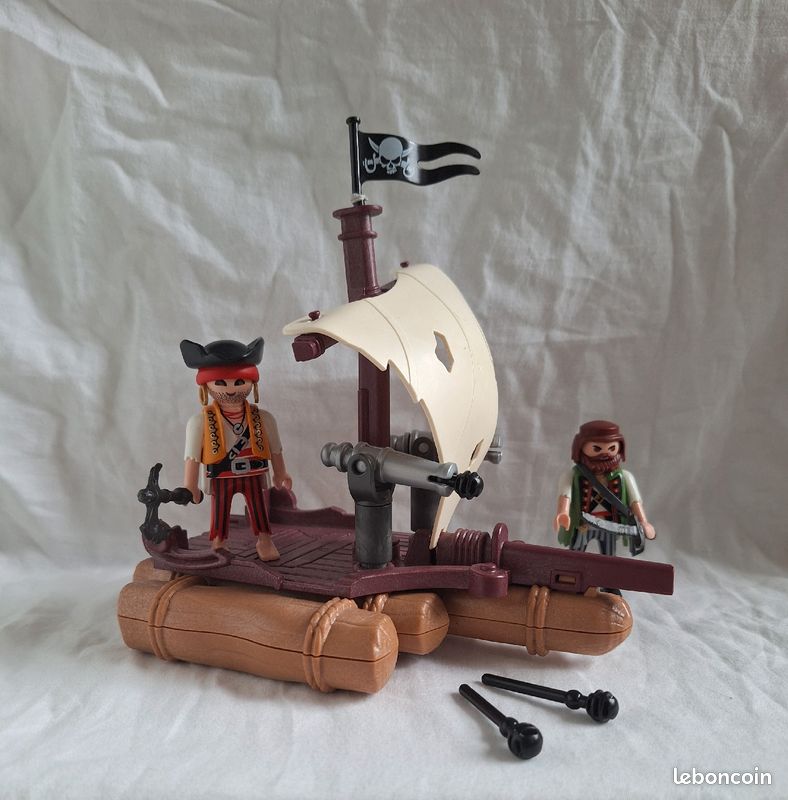 Playmobil pirate (image 1)