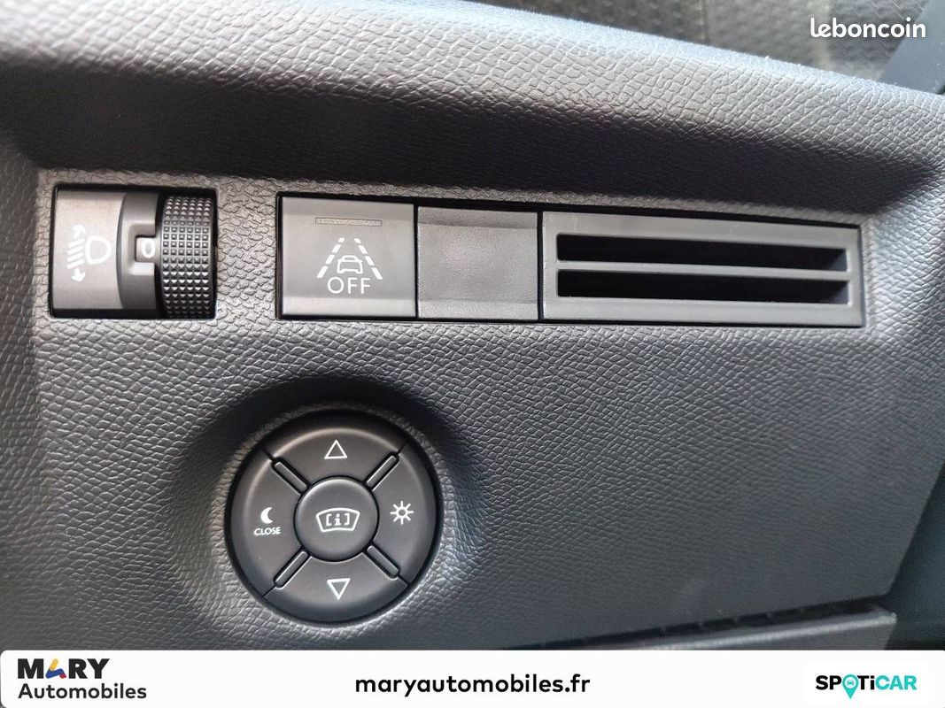 CITROEN C4 PureTech 130 S&S EAT8 Shine (image 19)
