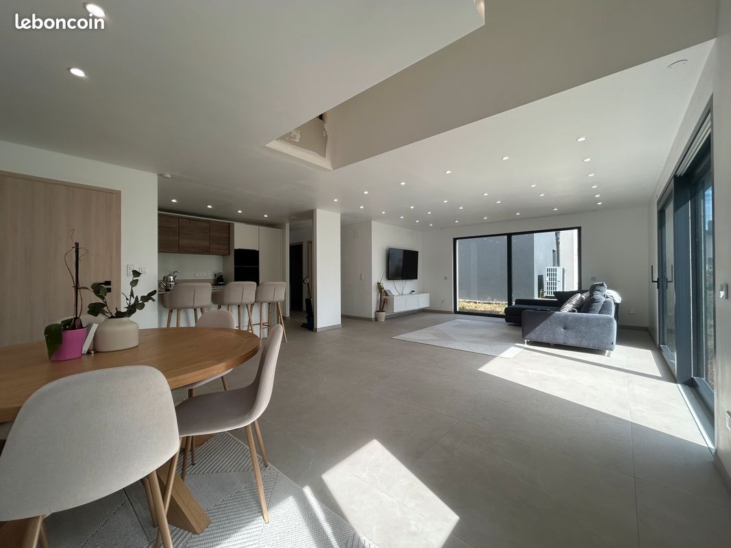 Maison 5 pièces 114 m² · à Huttenheim · 114 m² · 336 000 €