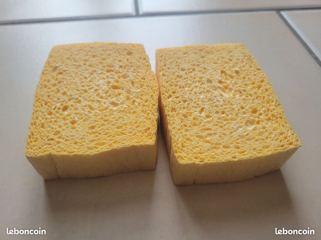 Lot de 40 eponges neuves spontex Dimensions 12cm x 9cm x 3.5cm (image 1)