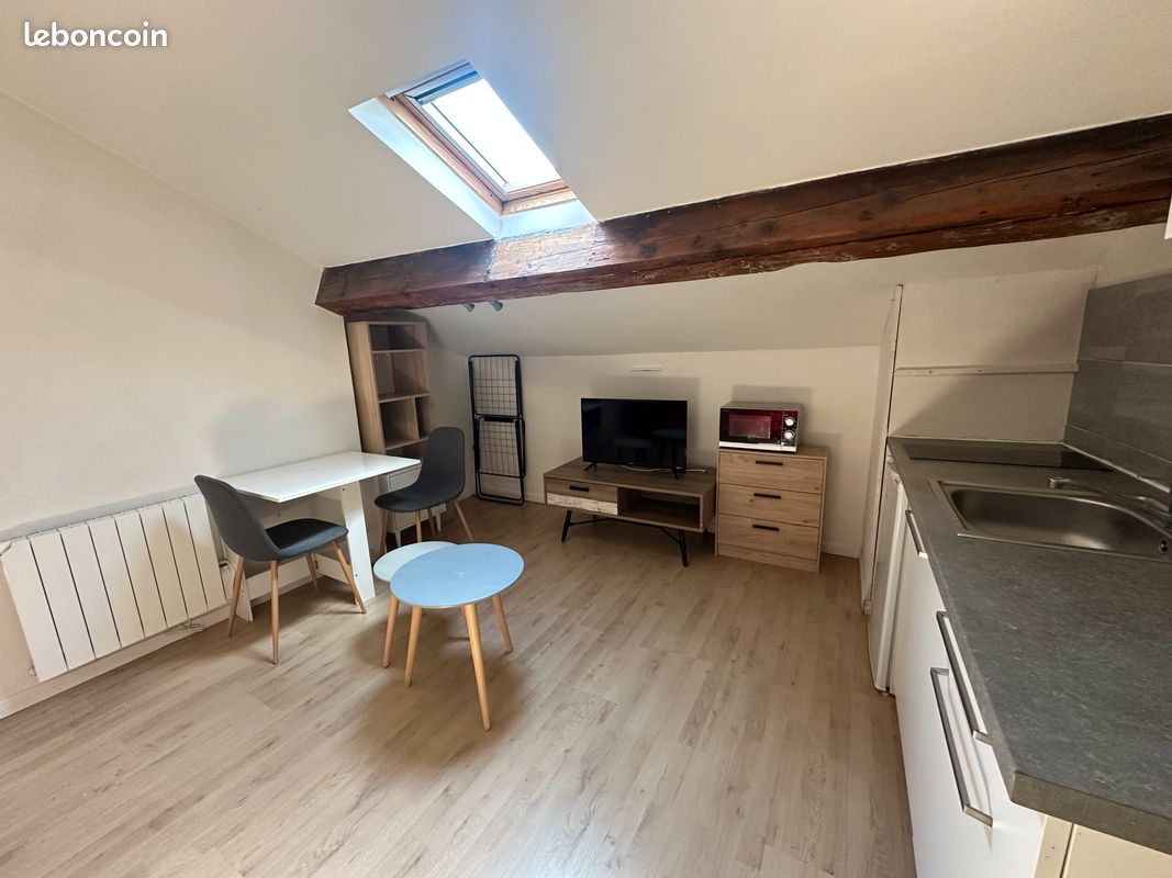 Appartement 1 pièce 15 m² · à Lyon · 15 m² · 640 €