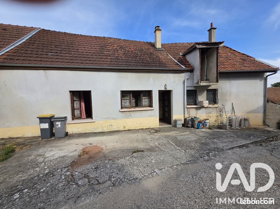 Maison 4 pièces 73 m² · à Oeuilly · 73 m² · 40 000 €