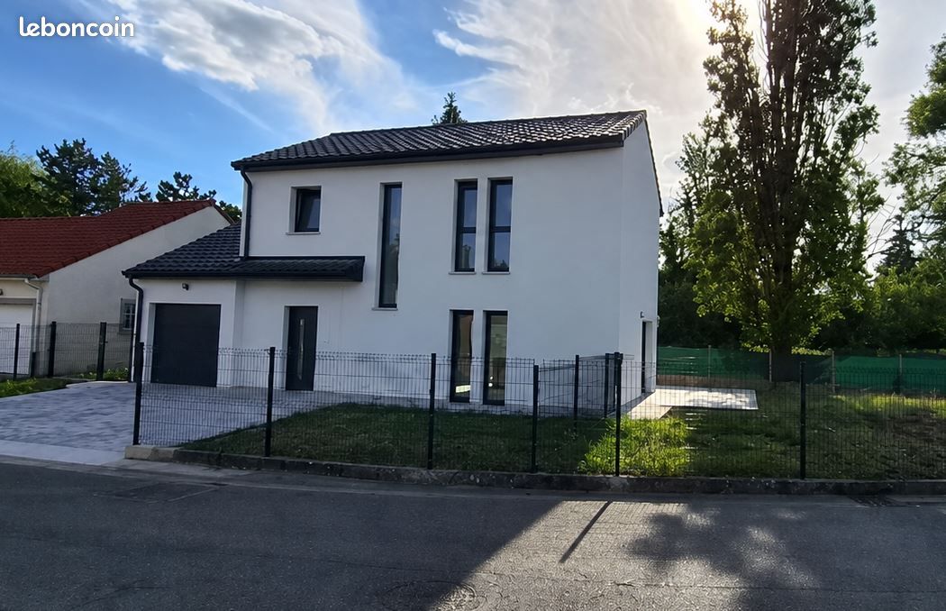 Maison 5 pièces 110 m² · à Luppy · 110 m² · 1 500 €/mois