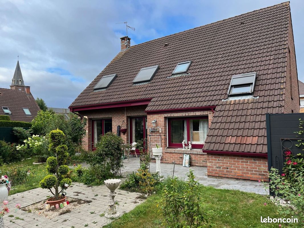 Maison 5 pièces 143 m² · à Lompret · 143 m² · 512 000 €