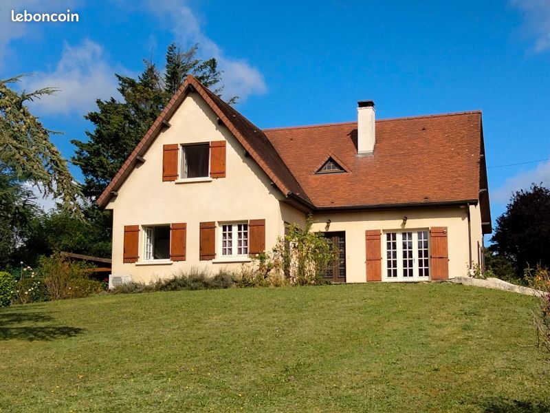 Maison 7 pièces 163 m² · à Buxy · 163 m² · 379 000 €