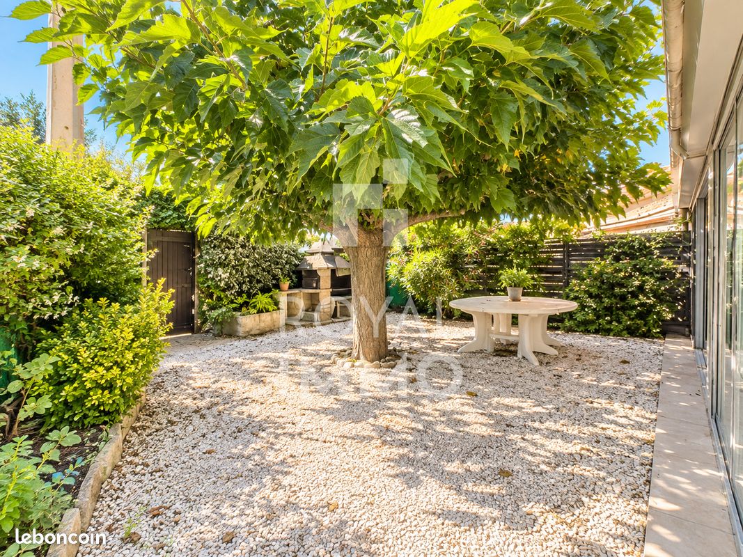 Appartement 2 pièces 35 m² · à Sanary-sur-Mer · 35 m² · 205 000 €