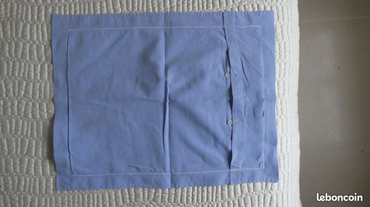 Très ancienne taie d'oreiller bébé 42*32cm en coton, brodée main en très bon état (image 4)