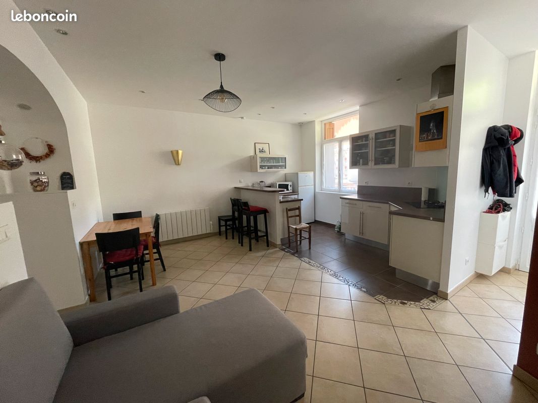 Appartement 2 pièces 45 m² · à Saint-Étienne · 45 m² · 64 900 €