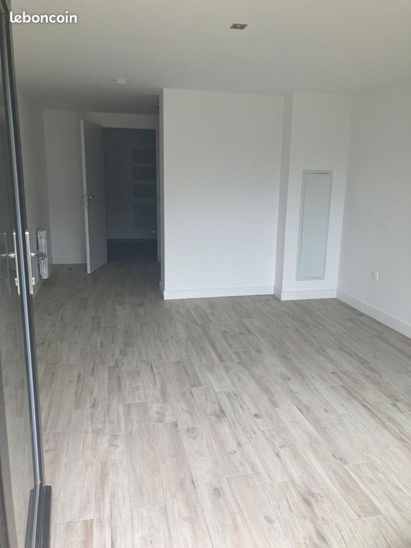 Appartement 1 pièce 27 m² · à Saint-André-lez-Lille · 27 m² · 519 €/mois