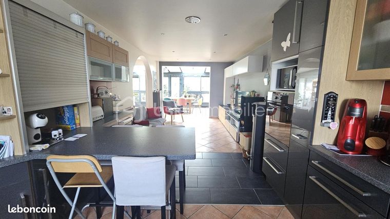 Maison a louer nanterre - 9 pièce(s) - 156 m2 - Surfyn