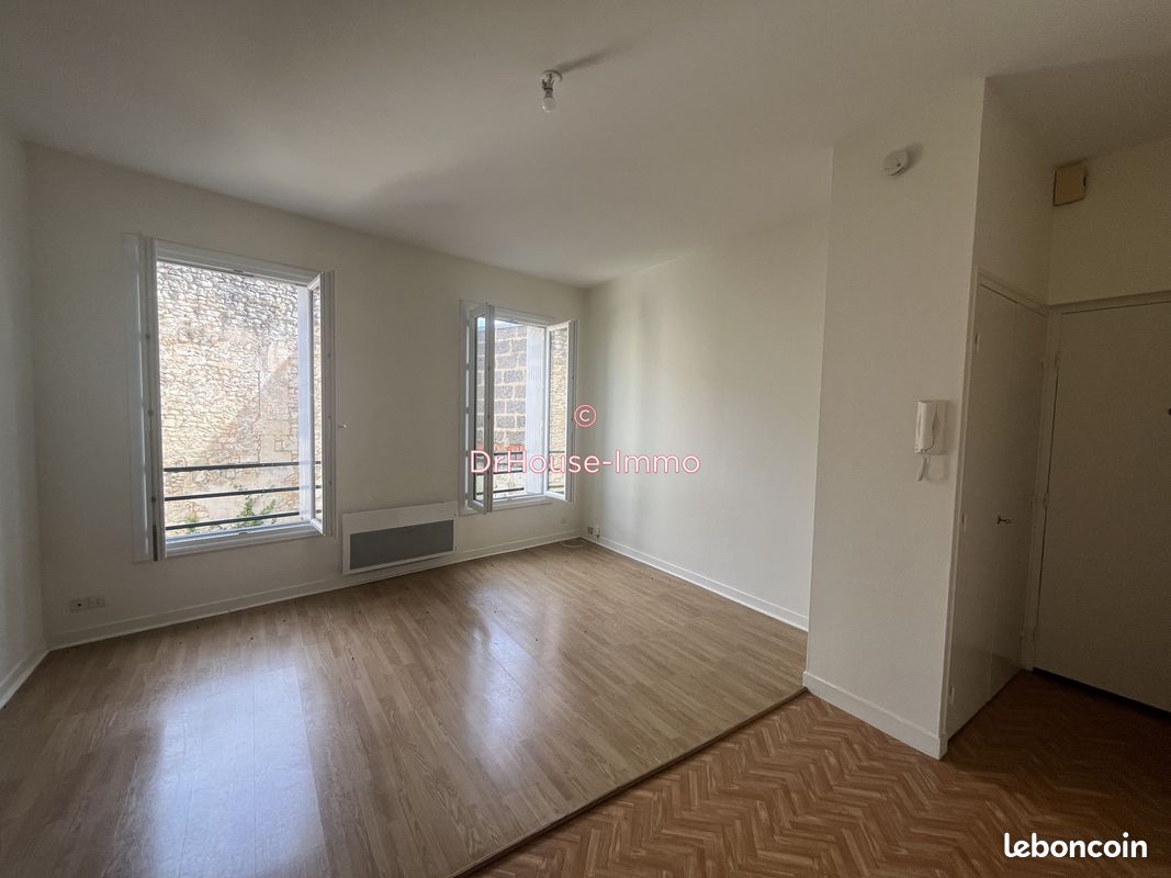 Appartement 1 pièce 26 m² · à Châtellerault · 26 m² · 320 €/mois
