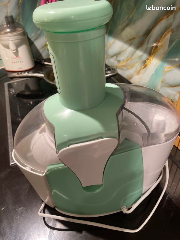 Extracteur de jus de fruit (image 7)