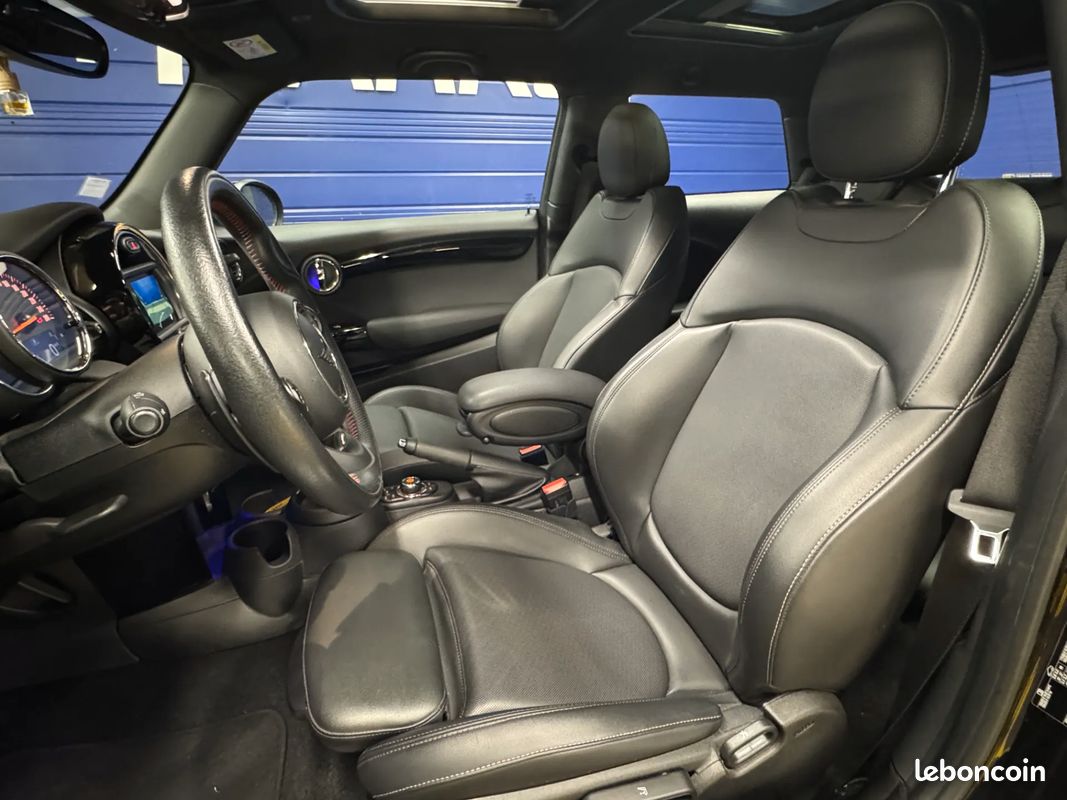 MINI Cooper S 2.0L 192ch Edition Greenwich - Toit ouvrant - Suivi complet - Bande blanche Fournie neuve - 2020 (image 9)