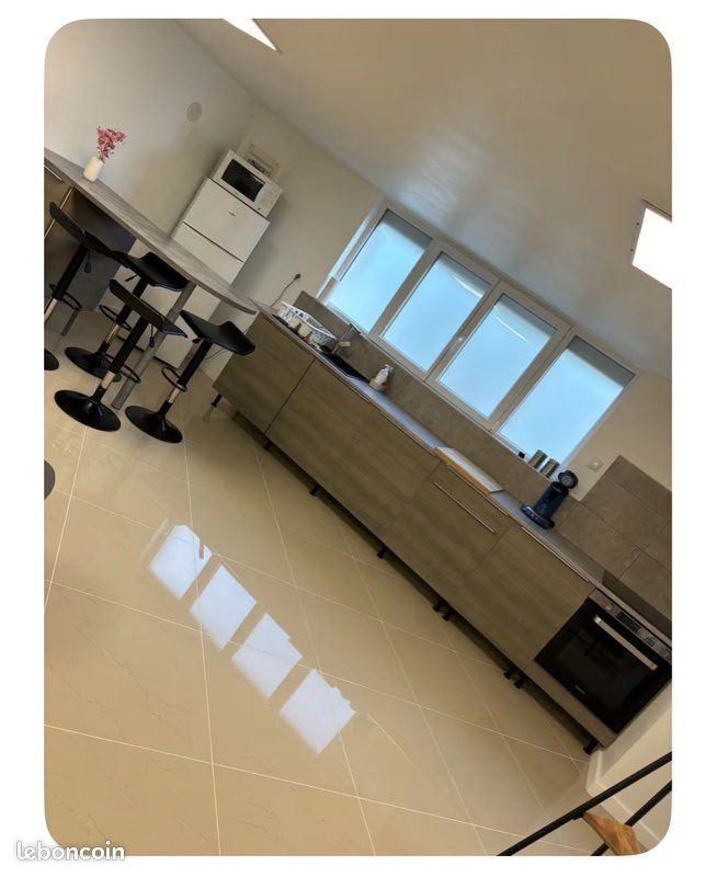 Appartement 1 pièce 45 m² · à Givors · 45 m² · 800 €/mois