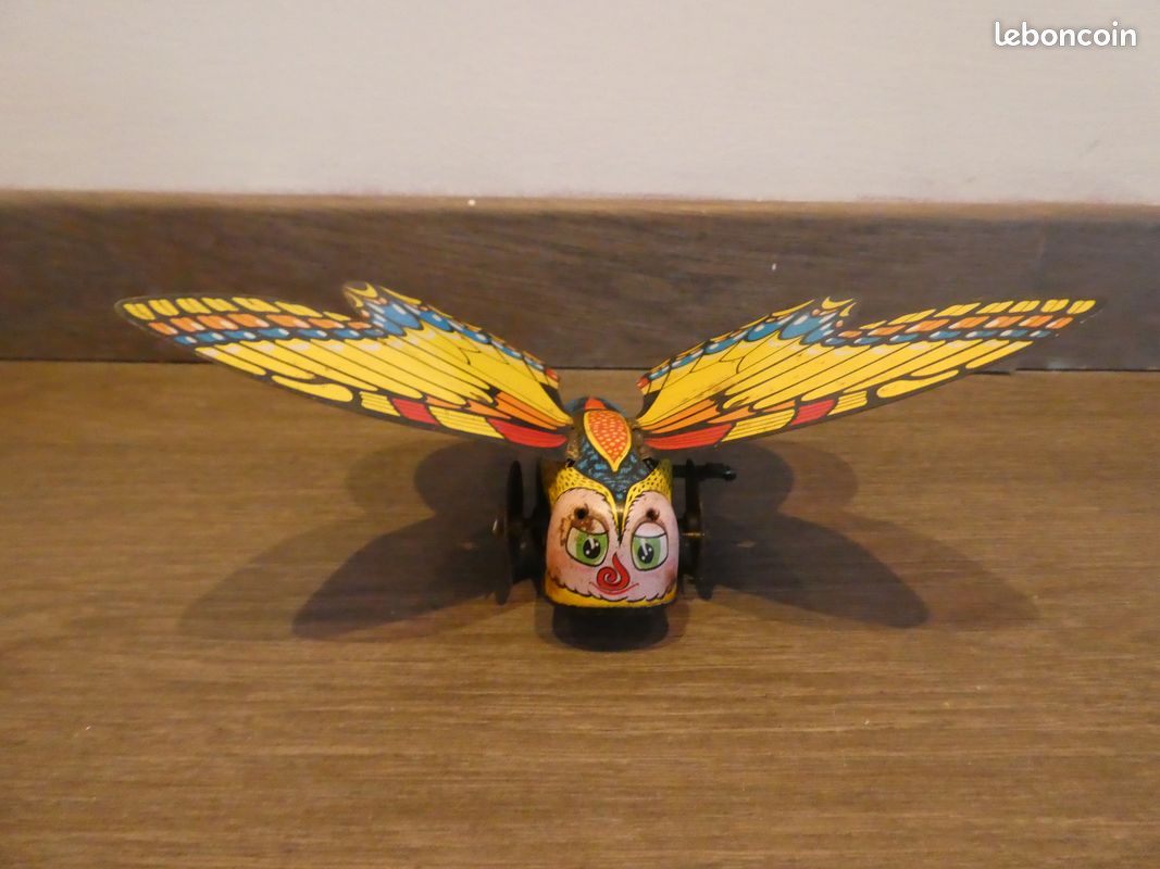 Jouet Ancien Sifflet Papillon En Tôle Lithographiée – Japon 1950 – Musical