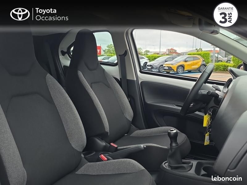 Toyota Aygo X 1.0 VVT-i 72ch Dynamic MY23 (image 6)