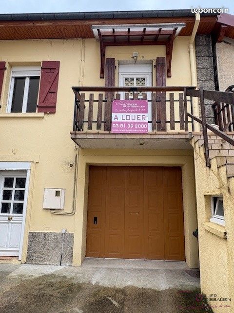 Appartement 2 pièces 56 m² · à Pontarlier · 56 m² · 830 €
