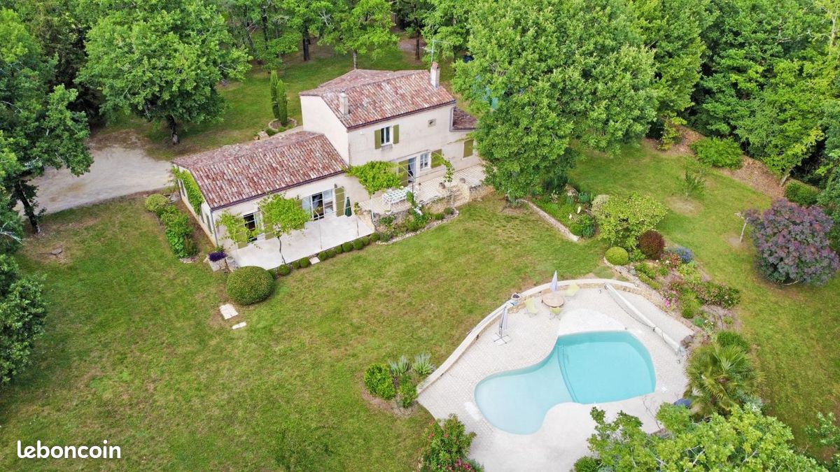 Maison 4 pièces 140 m² · à Val de Louyre et Caudeau · 140 m² · 358 700 €