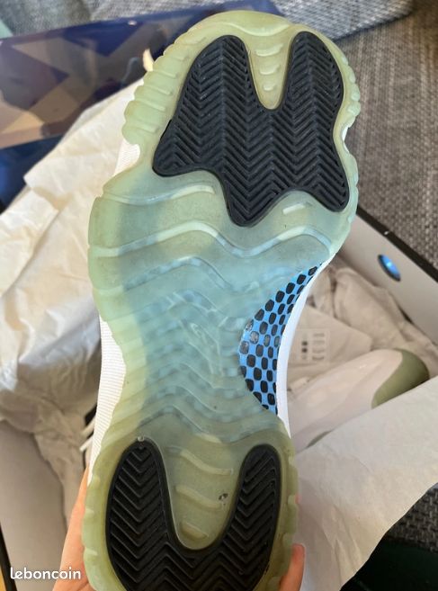 Jordan 11 Legend Blue 42 Chaussures