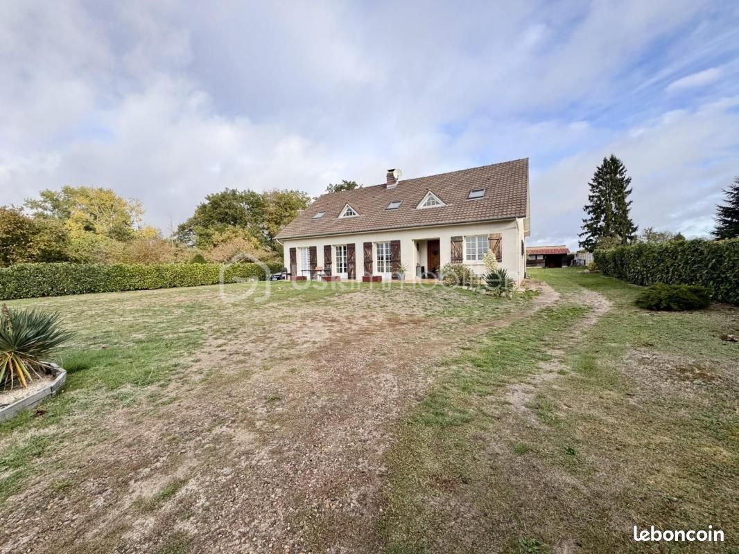 Maison 8 pièces 170 m² · à Saint-Martin-Longueau · 170 m² · 399 000 €