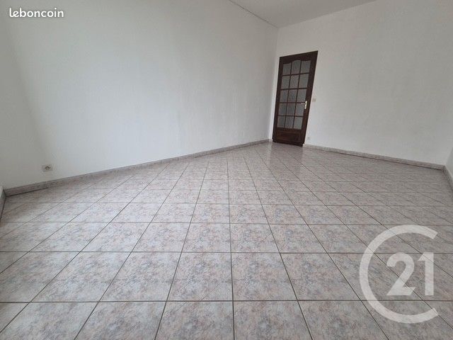 Appartement 3 pièces 61 m² · à Perdreauville · 61 m² · 880 €/mois
