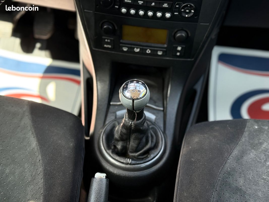 Citroën C4 1.6 HDI 110CH Exclusive – Régulateur – Clim Auto – Jantes Alu – Révisée & Garantie 6 mois (image 21)