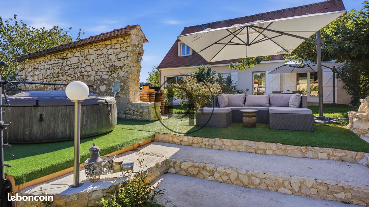 Maison 8 pièces 189 m² · à Thomery · 189 m² · 735 000 €
