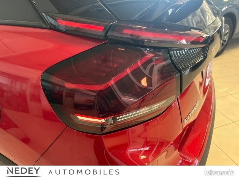 Citroen C4 PureTech 130ch S&S Shine (image 17)