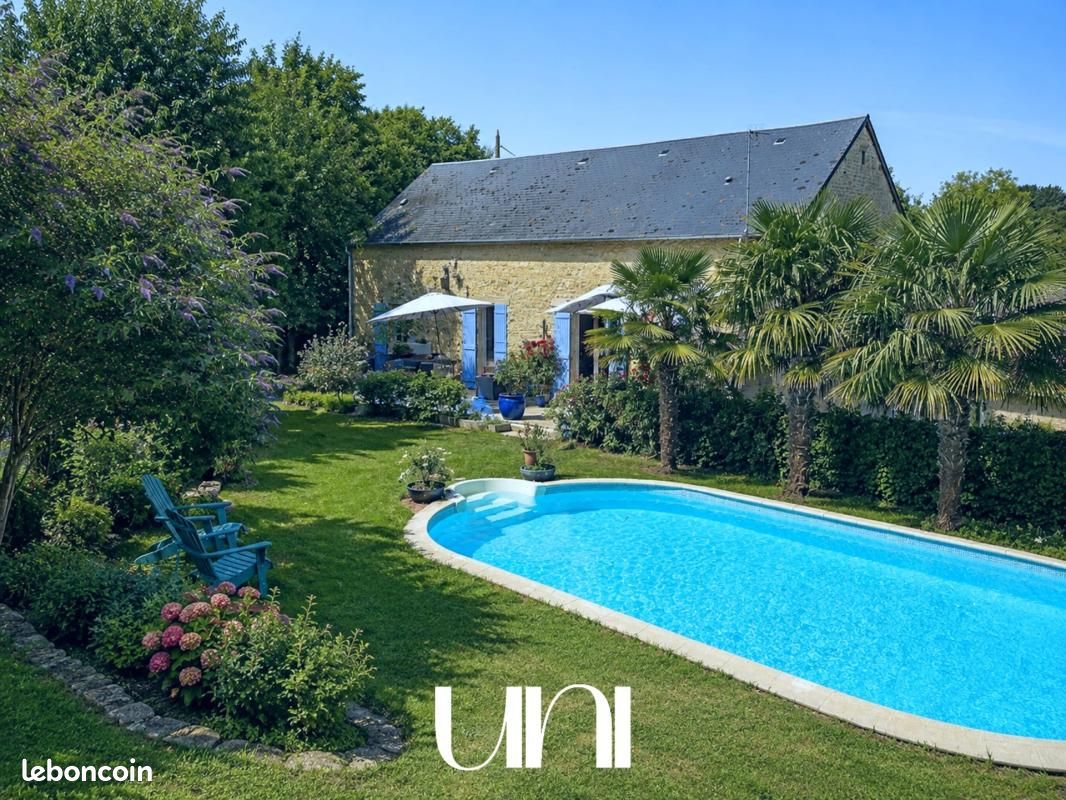 Maison 6 pièces 214 m² · à Mézidon Vallée d'Auge · 214 m² · 397 000 €