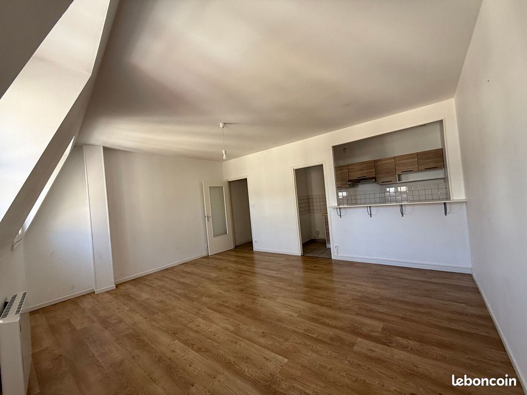 Appartement 3 pièces 52 m² · à Château-Gontier-sur-Mayenne · 52 m² · 480 €