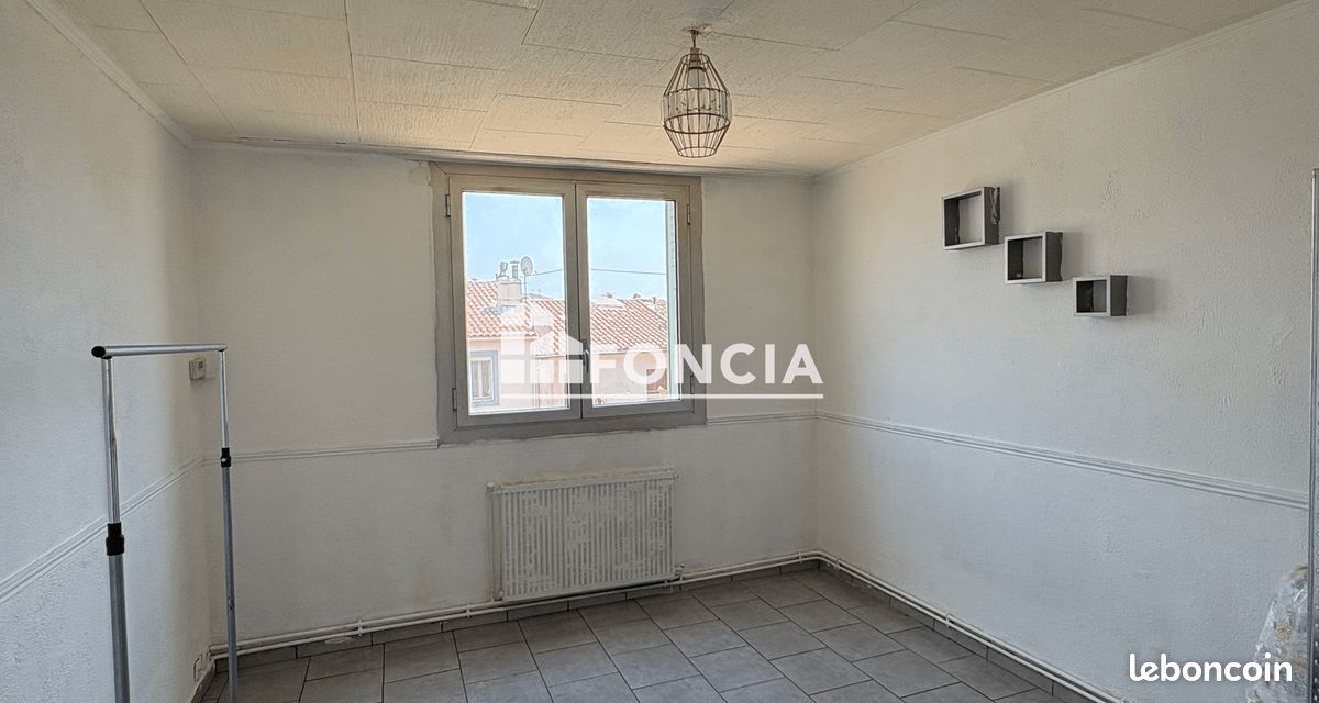 Appartement 2 pièces 38 m² · à Marseille · 38 m² · 60 000 €