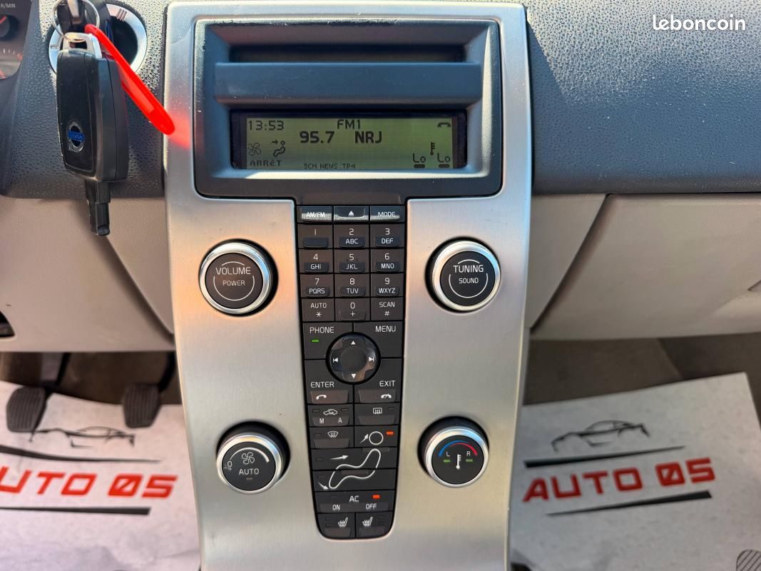 Volvo C70 D5 180ch Momentum (image 16)