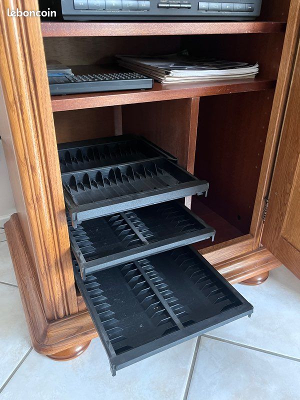 Meuble HIFI en chêne massif (image 3)