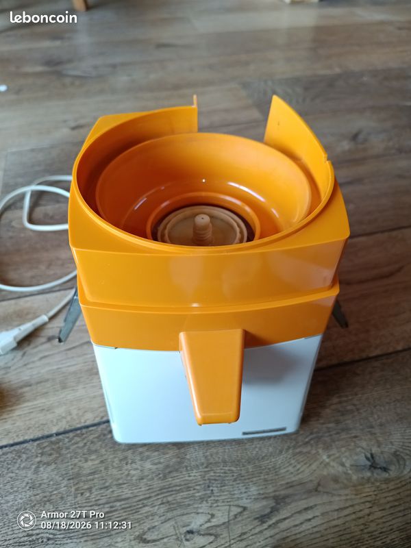 Centrifugeuse / extracteur de jus vintage Moulinex (image 10)