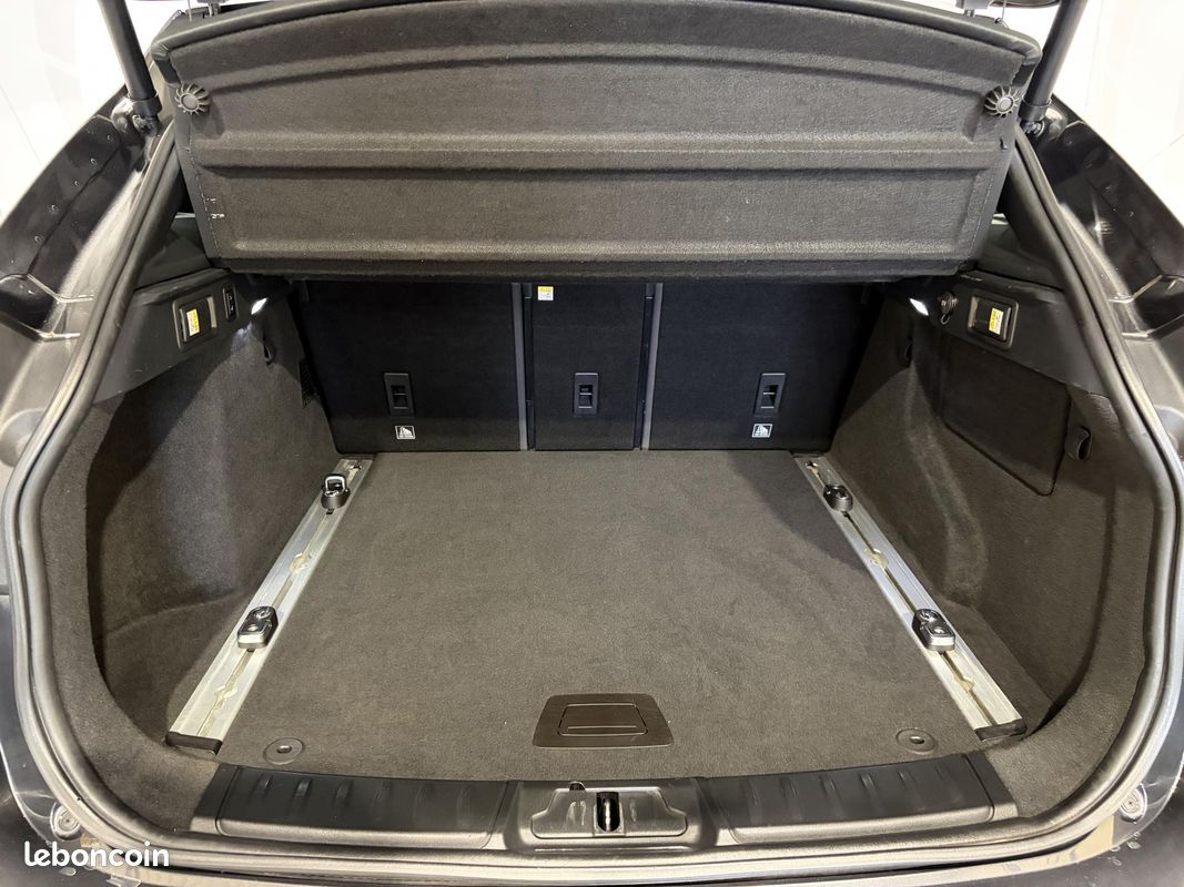 JAGUAR F-PACE 3.0i V6 Suralimenté 380 BVA Stop/Start AWD S (image 16)