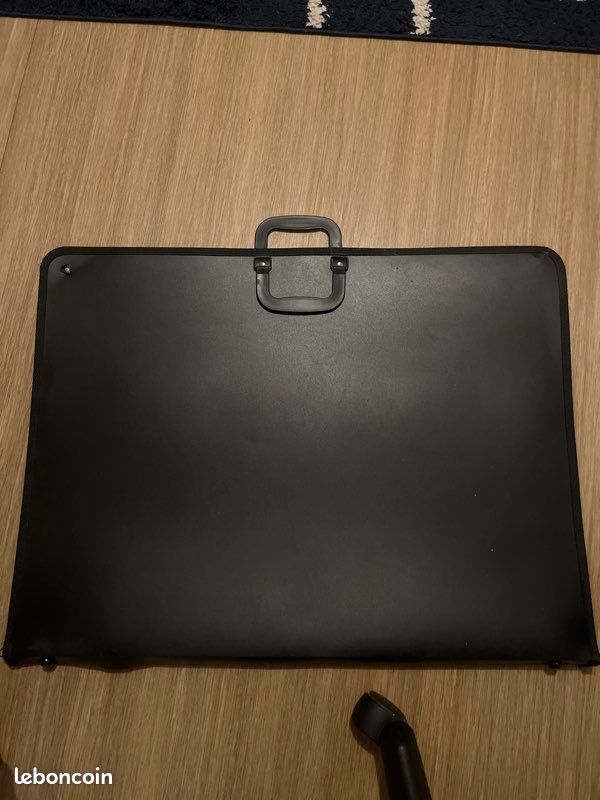 Pochette A2 portfolio sa de transport + 12 feuilles A2 (image 1)