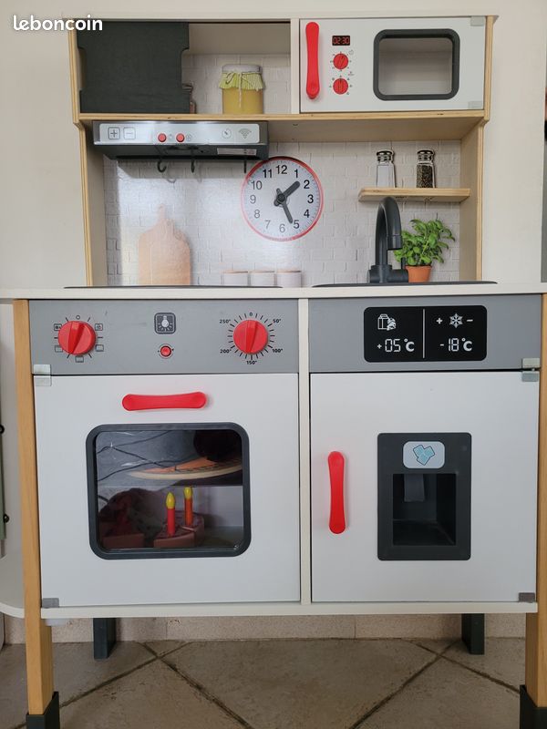 Cuisine enfant en bois (image 19)