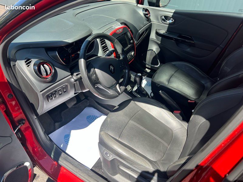 RENAULT CAPTUR 1.5 DCI 90ch / BOÎTE AUTOMATIQUE / DISTRIB NEUVE / ENTRETIEN À JOUR / CUIR / CAMÉRA DE RECUL / JANTES ALLIAGE (image 5)