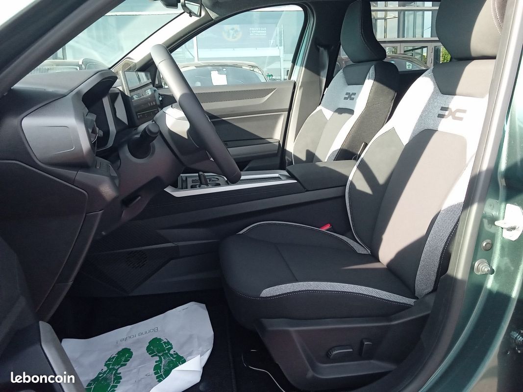 Dacia bigster hybrid 155 journey (image 27)