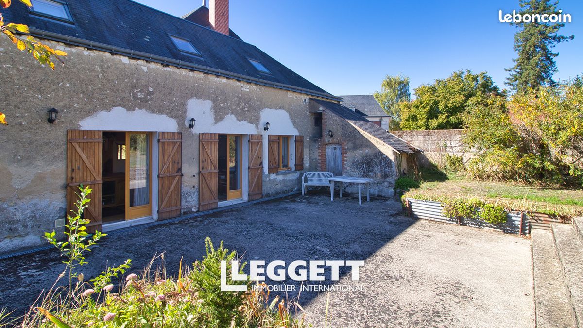 Maison 7 pièces 239 m² · à Aubigné-Racan · 239 m² · 219 000 €