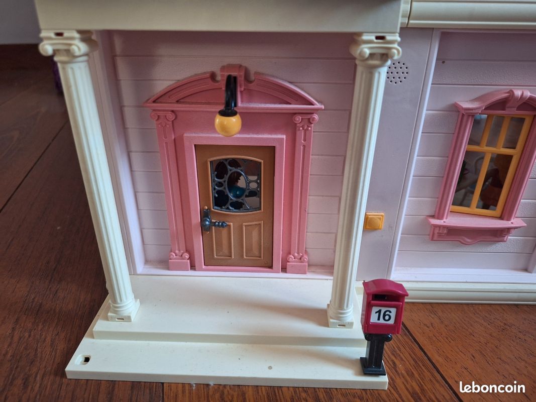 Playmobil maison traditionnelle avec accessoires (image 2)