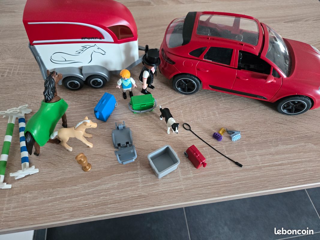 Playmobil Porsche Cayenne 9376 (image 1)