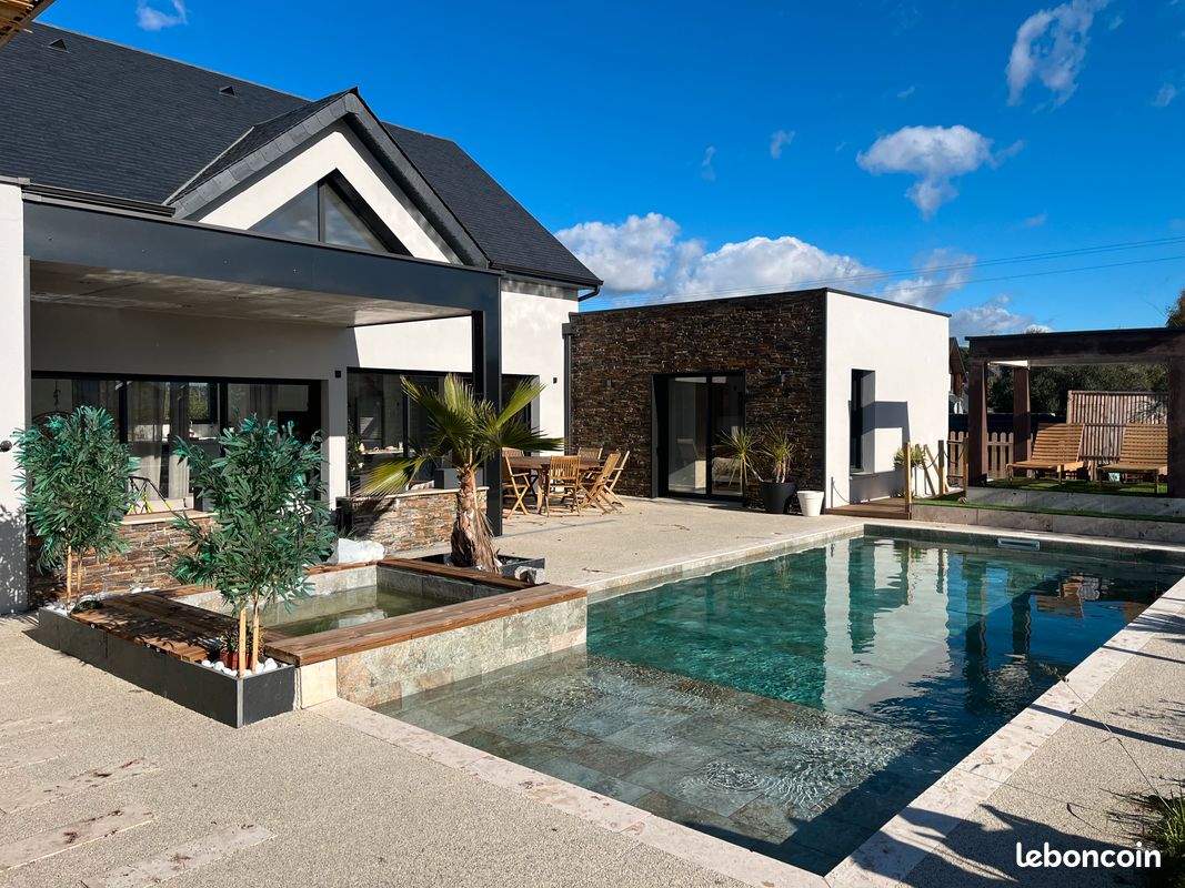 Maison 5 pièces 170 m² · à Horgues · 170 m² · 489 000 €