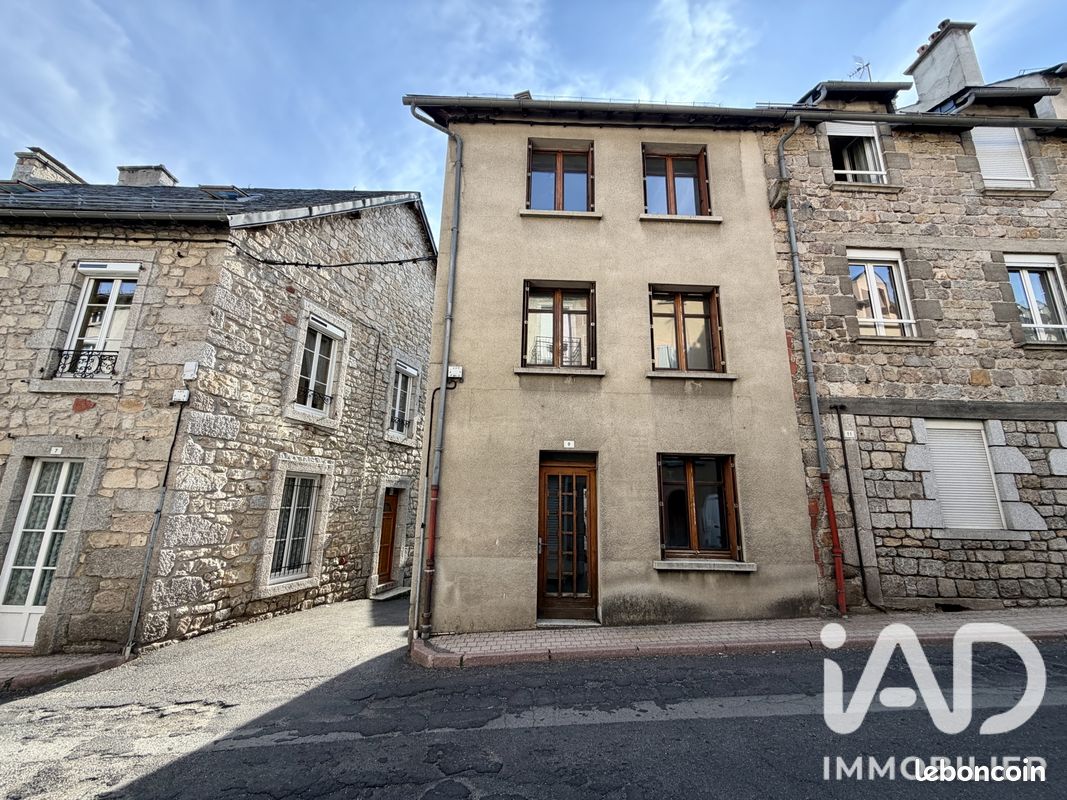 Immeuble 52 m² · à Saint-Alban-sur-Limagnole · 52 m² · 47 000 €