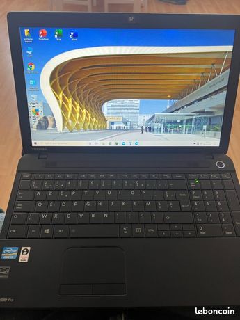 Trappe De Dessous De PC Toshiba Satellite C50-A - Pièce Détachée V000949680 D'Occasion