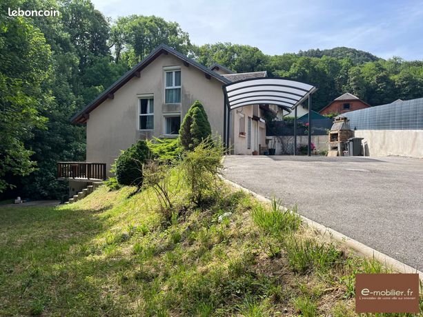 Maison 5 pièces 130 m²