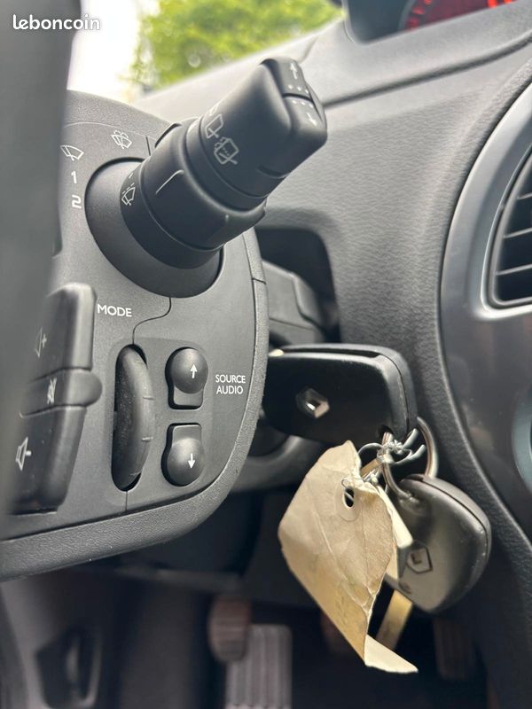 RENAULT Grand Modus 1.5 DCI 85 / FAIBLE KILOMETRAGE / GARANTIE 12 MOIS (image 18)