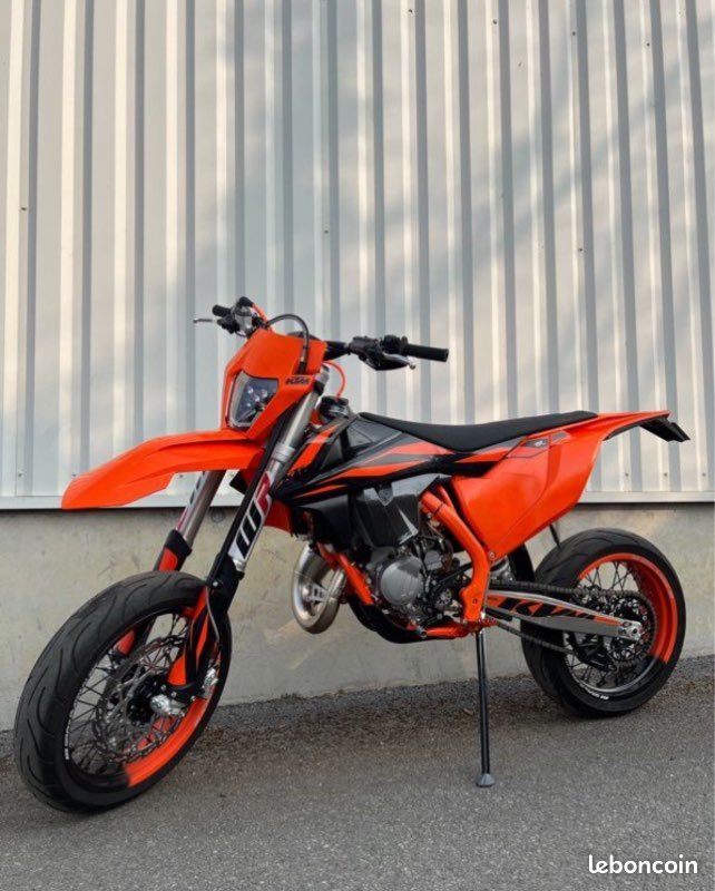Supermotard Ktm Exc 125 Prezzo Ktm 125 Exc 2019 Prezzo KTM 125 EXC - Main Image