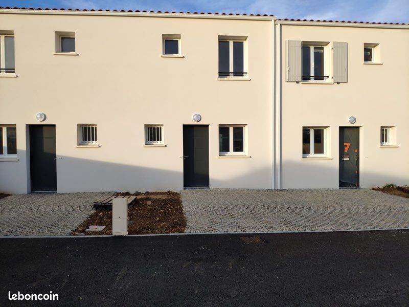 Maison 3 pièces 59 m² · à Saint-Xandre · 59 m² · 230 000 €