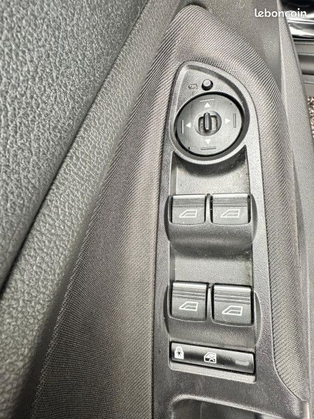 Ford C-MAX 2.0 TDCI 150CH STOP&START TITANIUM (image 16)
